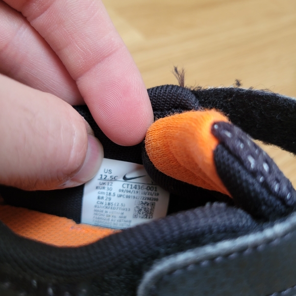 Youth Nike Renew Run size 12.5C - Picture 5 of 9